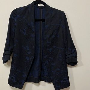 Aritzia Macaulay size 0 blazer